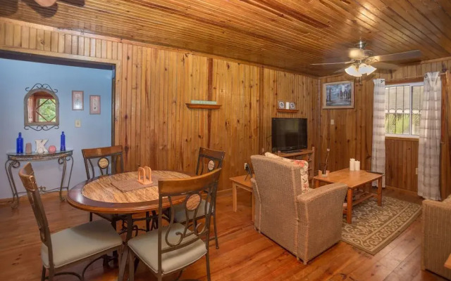Roatan Ocean View- 2nd Floor 2 Bedroom Apts by RedAwning
