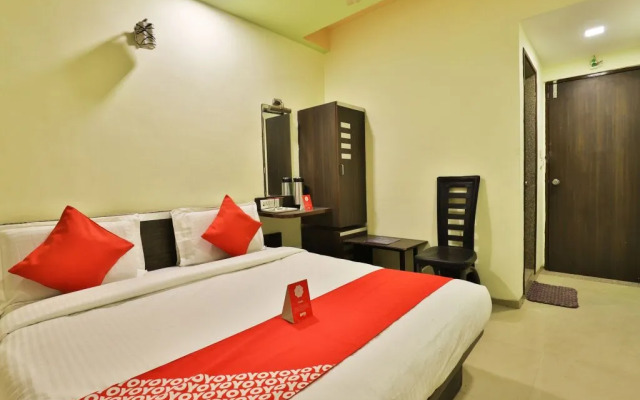Hotel Santro By OYO Rooms