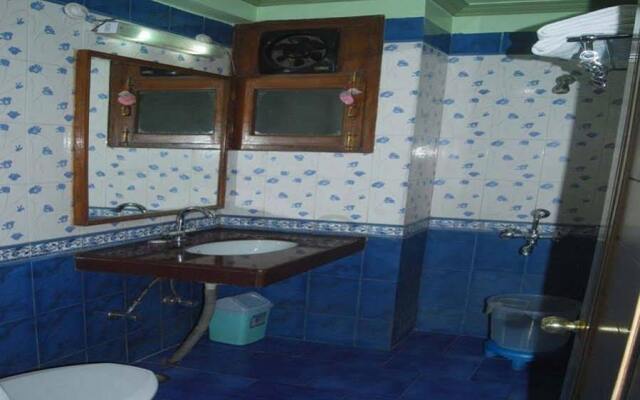 OYO 1385 Hotel Dream Palace
