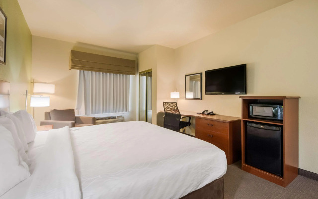 SureStay Plus Hotel by Best Western San Antonio SeaWorld