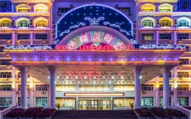Mystic Lake Grand Hotel