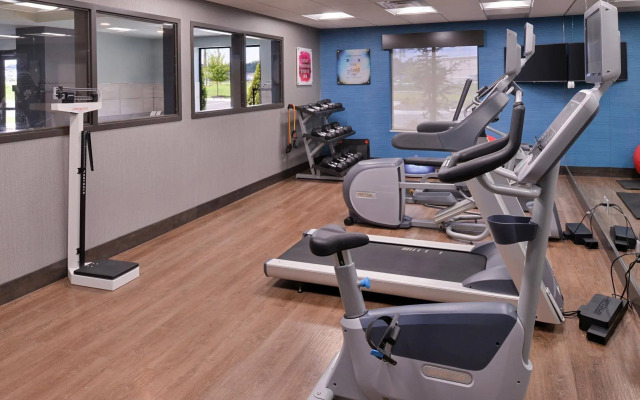 Holiday Inn Express & Suites Bryant - Benton Area by IHG