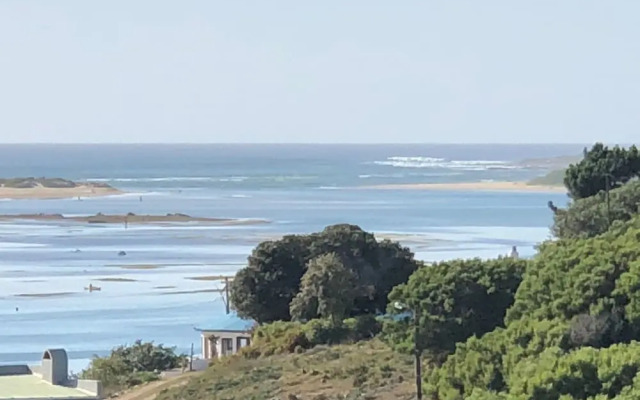 Karee Manor Guesthouse