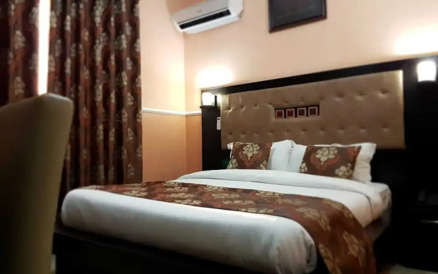 Atlantic Palms Suites