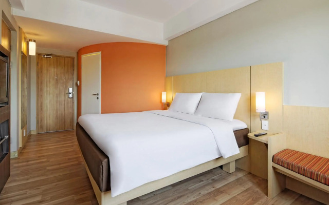 ibis Padang Hotel
