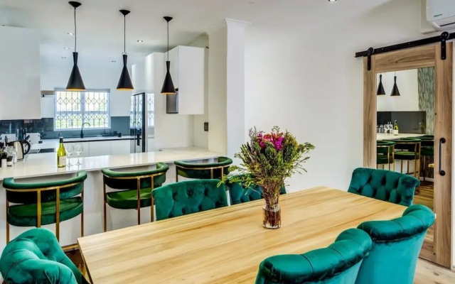 De Waterkant Townhouse With Pool Access 116 DWP