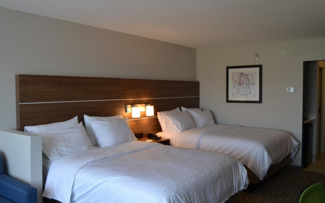 Holiday Inn Express & Suites Goodlettsville N - Nashville by IHG