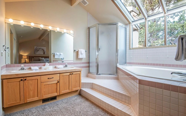 Eagle Crest on the Green