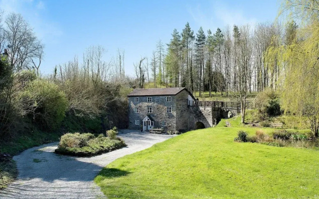 The Old Lime Kiln