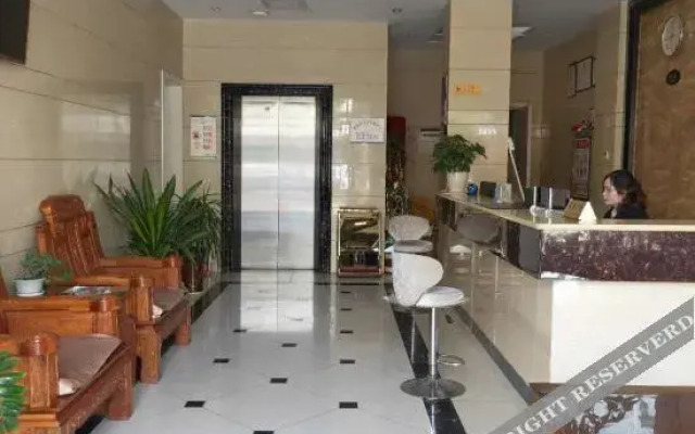Yucheng Longyue Hotel