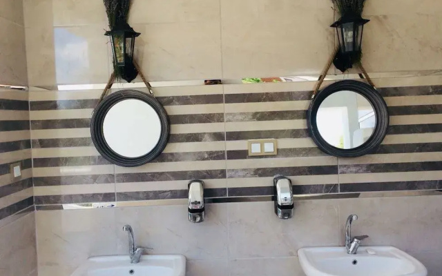 Aliya Garden - Köy Evi ve Lezzetleri