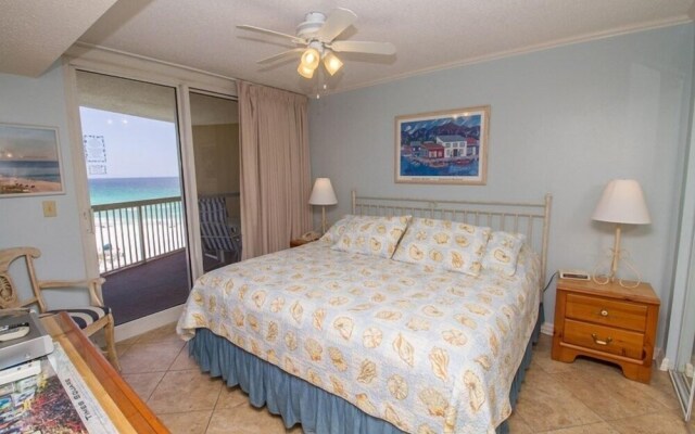 Pelican Beach 0712 2 Bedroom Condo by Pelican Beach Management