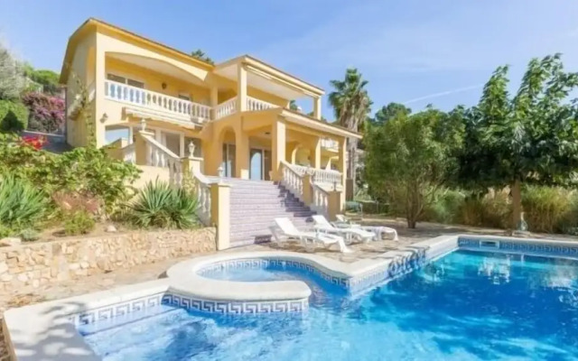 Villa Cora