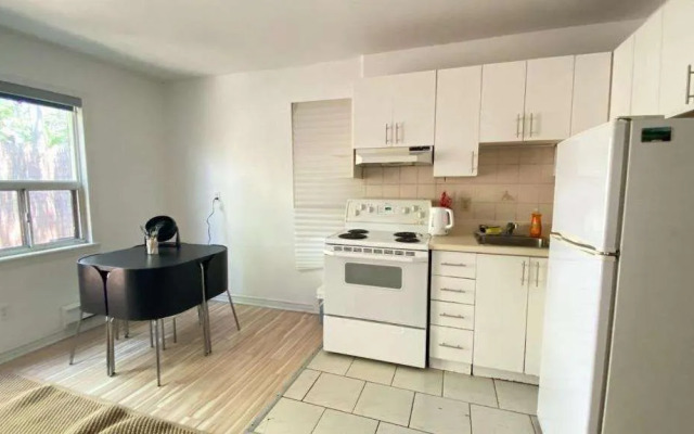 The Parkdale Hostellerie