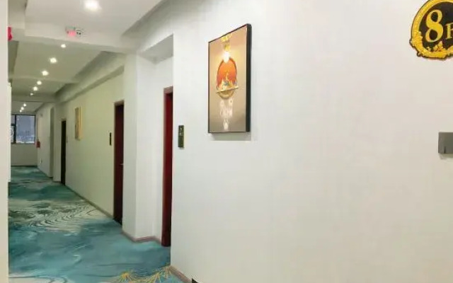Yuanyang Yunshang Shanshui Theme Hotel
