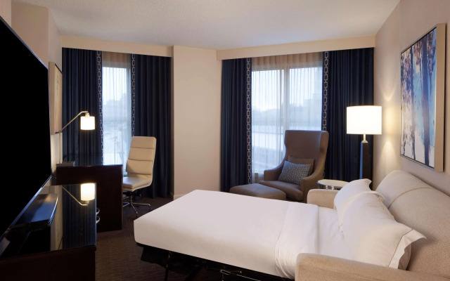 Hilton Alexandria Old Town