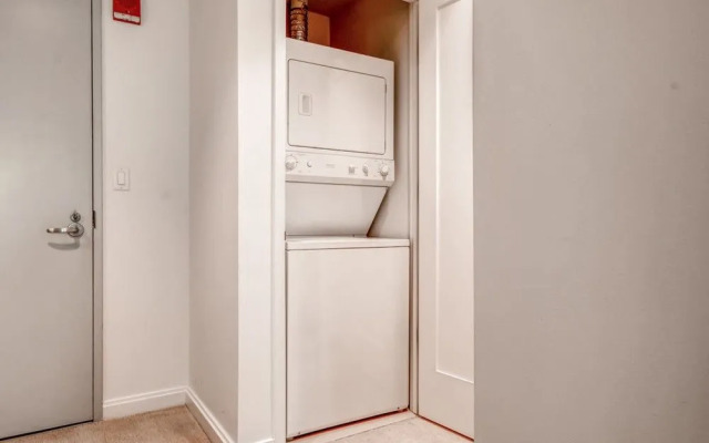 Global Luxury Suites at Kendall Square