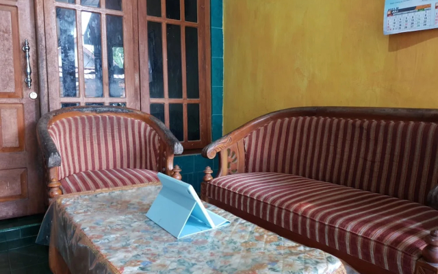 Hotel O Kos Haji Jakfar SyariahNearPancoran mas 25