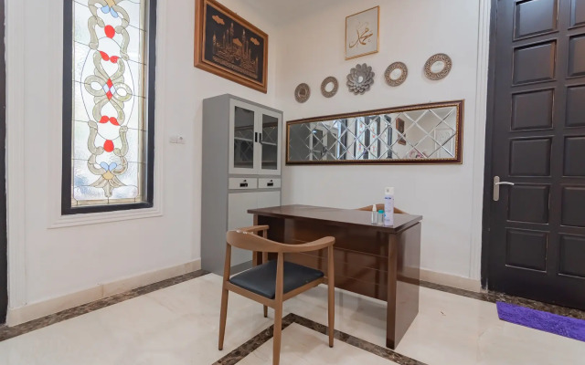 Family Homestay Syariah Cirebon RedPartner