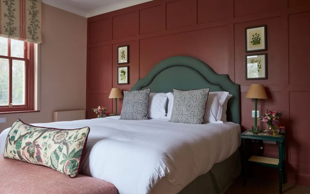 The Retreat at Elcot Park