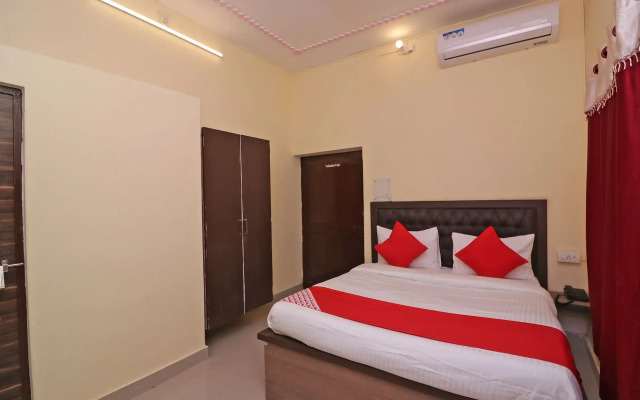 OYO 17171 Sandhya Guest House