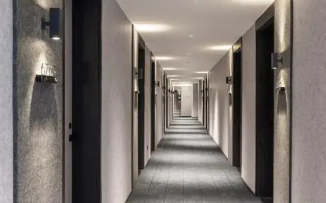 Chengdu Yulin Road Nijiaqiao Subway Station Atour Light Hotel
