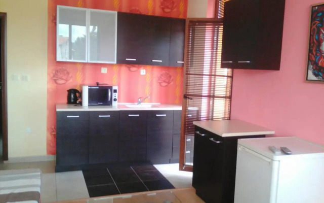 M&M Apartment