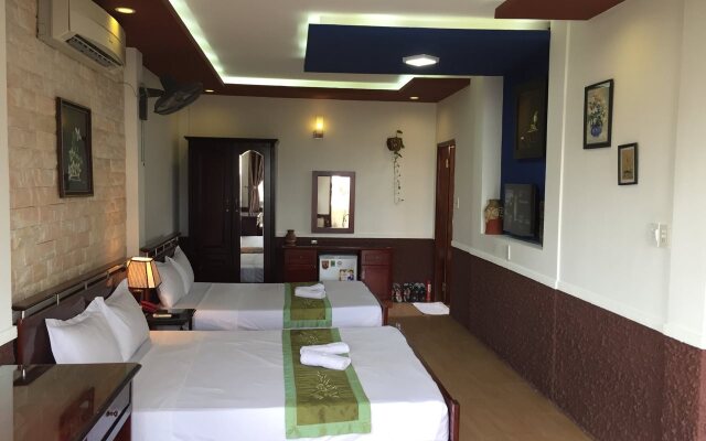 Sunny B Hotel
