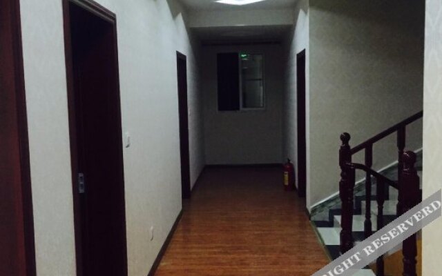 Yucheng Motel