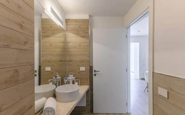 Stunning Capo Falcone Charming Apartments No9821