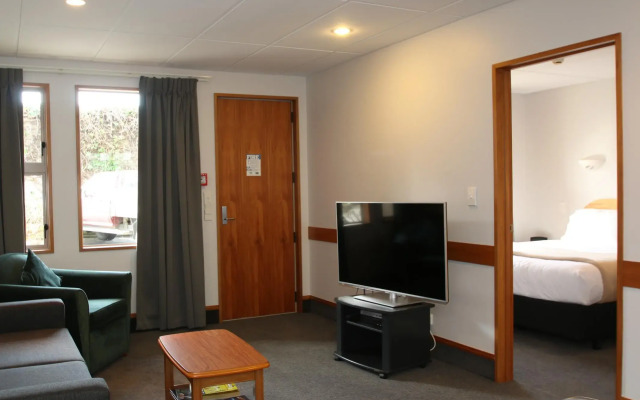 Amross Motel