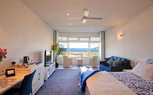 Waiheke Waterfront Lodge
