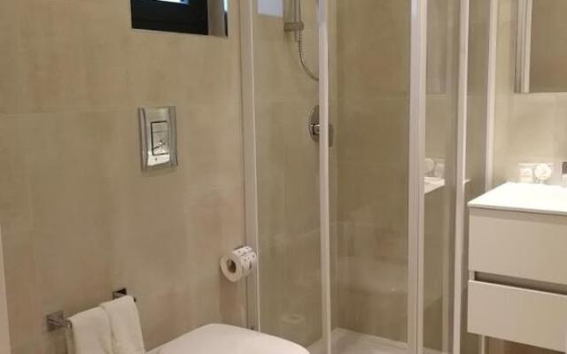 Futura Exclusive Suite 2