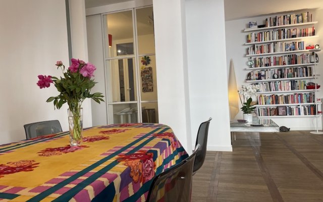 My Summer in Rome Spacious 2BR 2 Bath Home With a Balcony Near Famed Piazza del Popolo