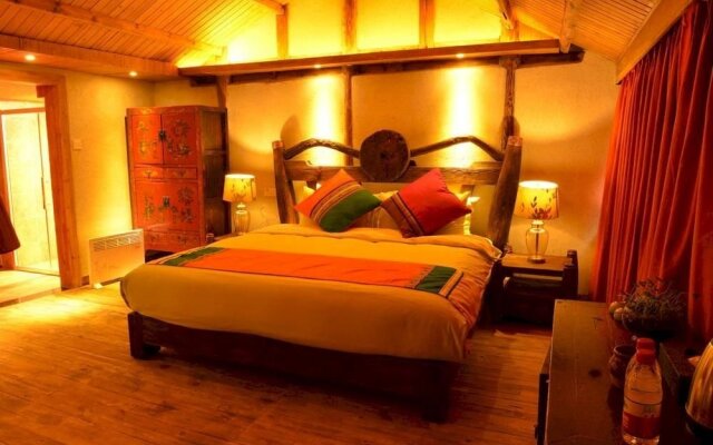 Sanse Yunhe Inn Lijiang Ancient Town
