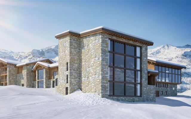 Luxury 8 bedrooms apartment, 380 sq.m. at 2551m. altitude