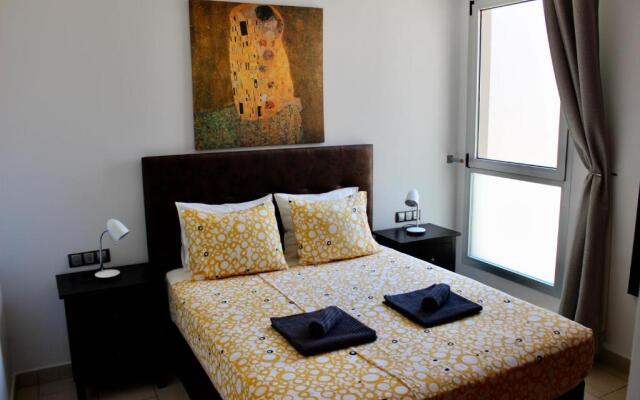 2BDR Ocean view apartment