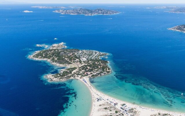 Isola dei Gabbiani - Land of Water