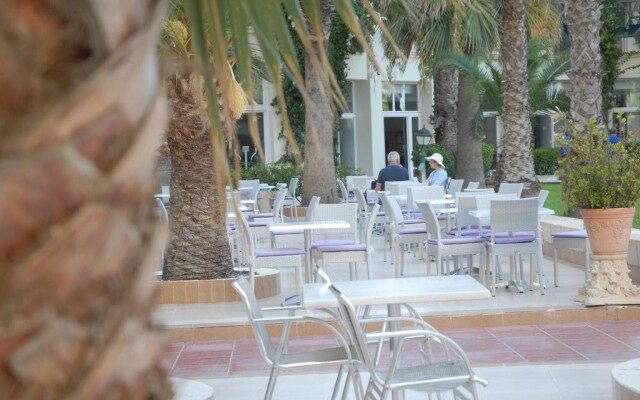 Riadh Palms Resort & Spa