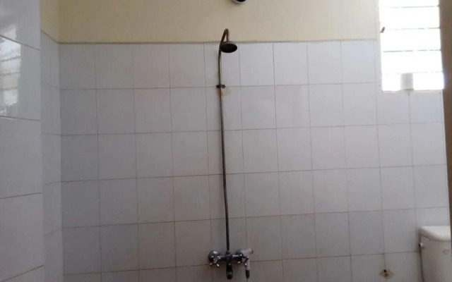 Metric Annex Hotel