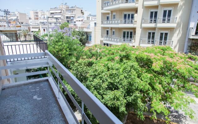 Beautiful Apartment in  Piraeus