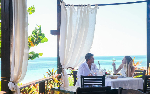 Keyonna Beach - All Inclusive - Couples Only