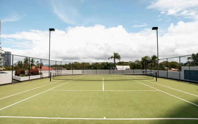 Crowne Plaza Surfers Paradise by IHG