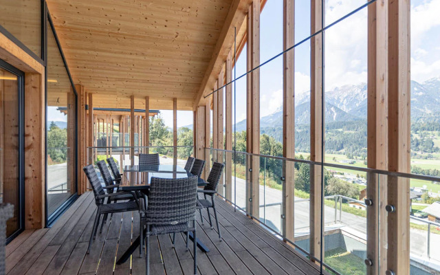 Luxury Chalet in Ennsling near Schladming with Private Spa