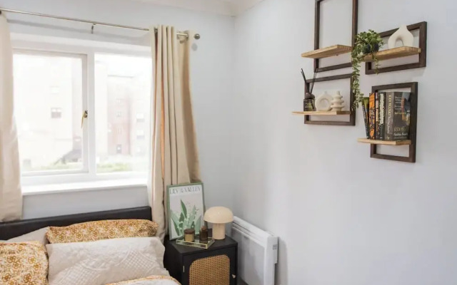 Sienna Haven 2 Bed 1 Bath and Park