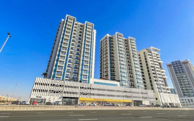 Dazzling Studio at Glamz Al Furjan Bnbmehomes