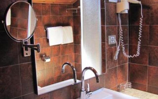 Hotel Am Fels
