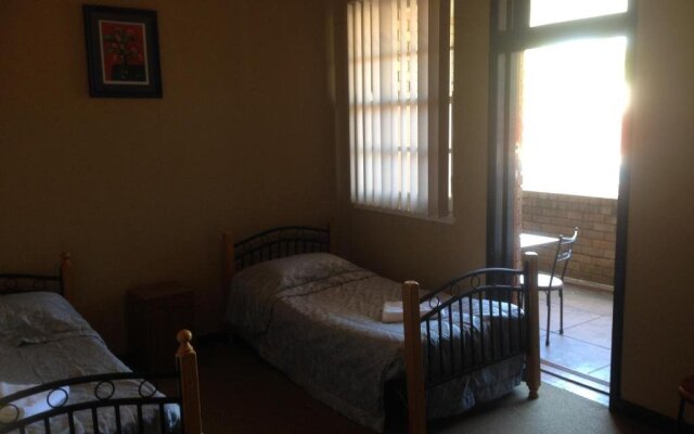 Belmore Hotel Maitland