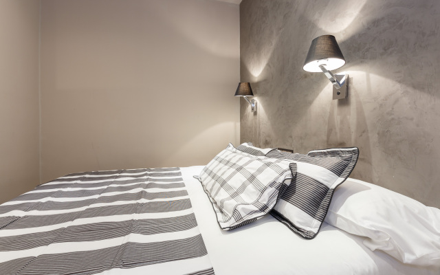 AinB Eixample-Miro Apartments