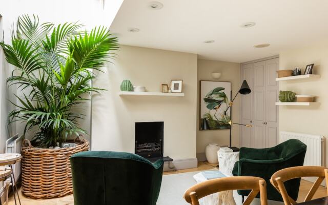 The Luxe Chelsea Townhouse